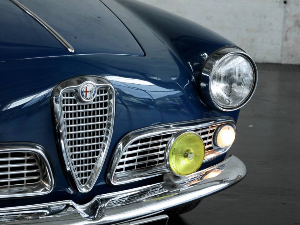Image 50/50 de Alfa Romeo Giulia 1600 Sprint (1962)