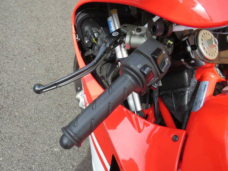 Bild 15/50 von Ducati Desmosedici RR (2008)