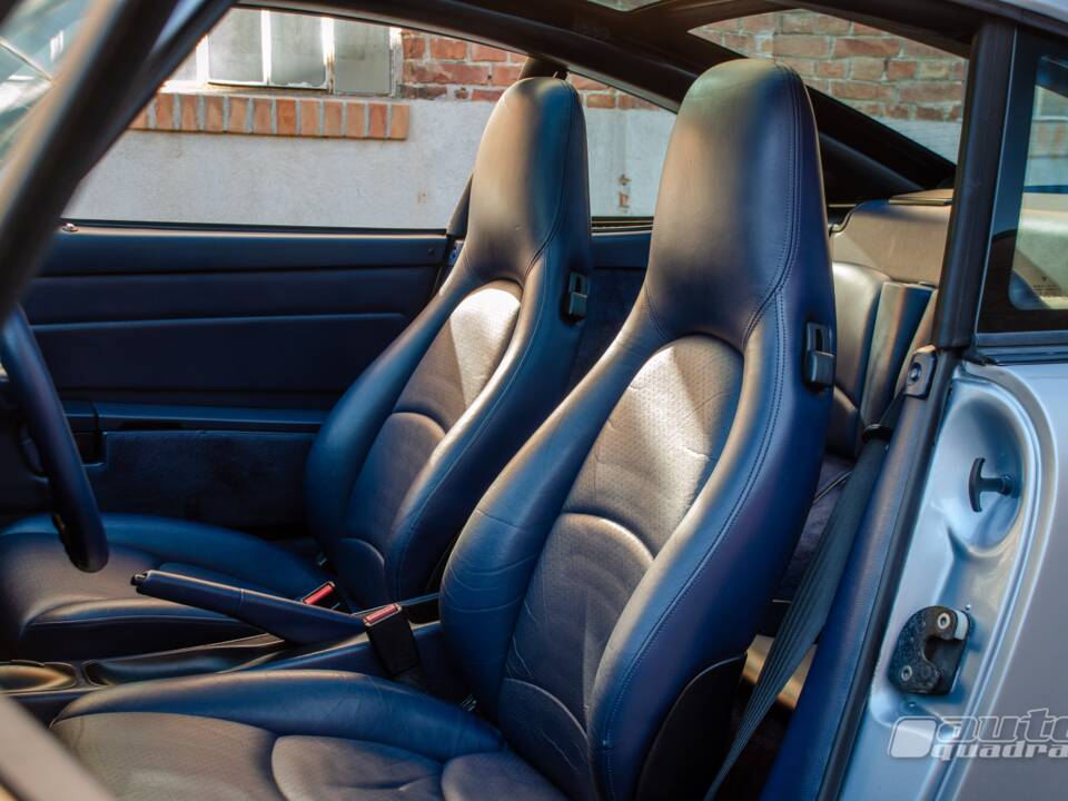 Immagine 6/13 di Porsche 911 Targa (1996)