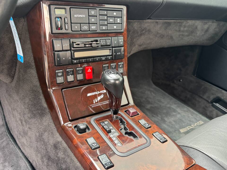 Image 10/10 of Mercedes-Benz SL 600 6.0 AMG (1995)