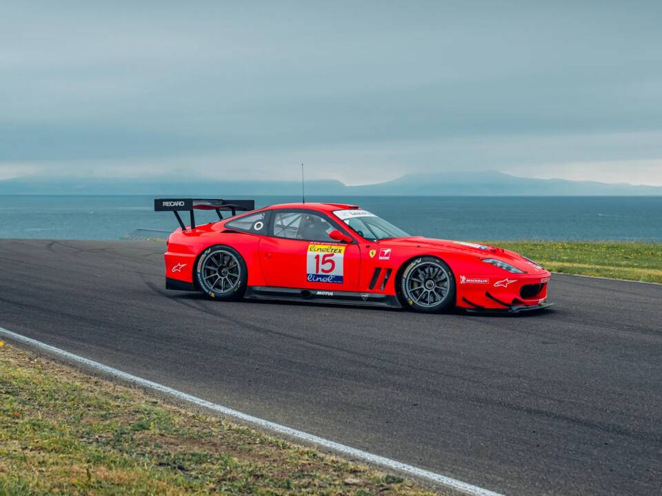 Image 3/17 de Ferrari 550 Maranello (2000)