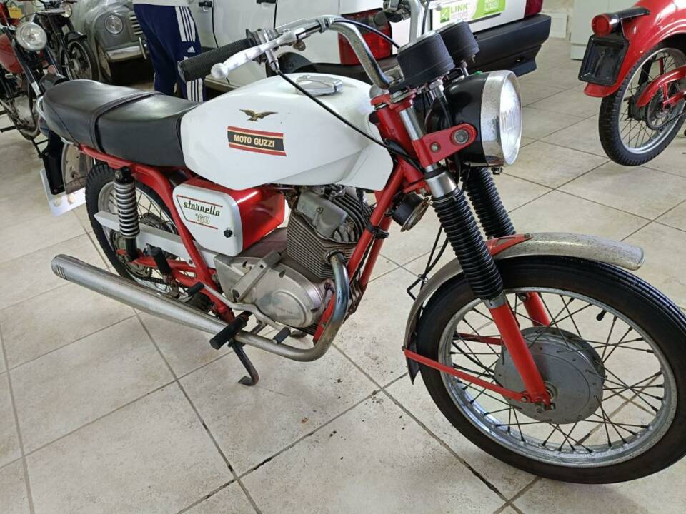 Image 10/29 de Moto Guzzi Stornello 160 (1972)