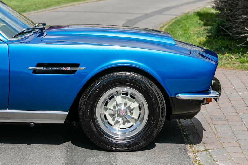 Image 37/43 de Aston Martin V8 (1974)