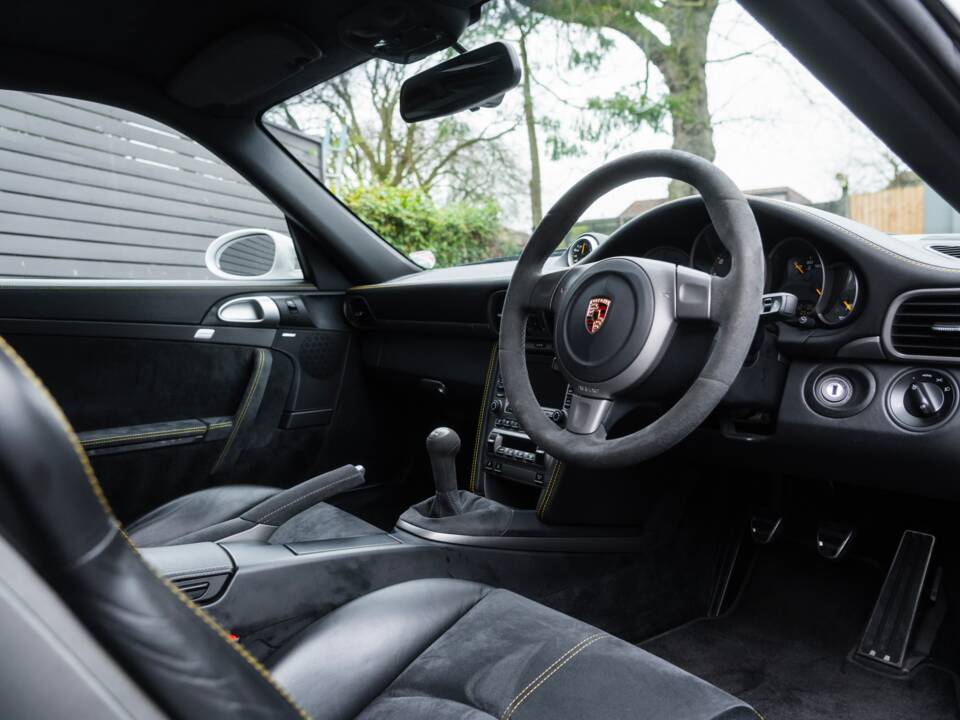 Bild 39/52 von Porsche 911 GT2 (2008)