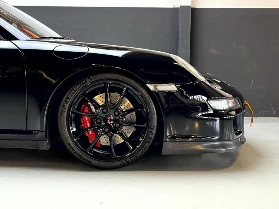 Bild 28/50 von Porsche 911 GT3 RS (2008)