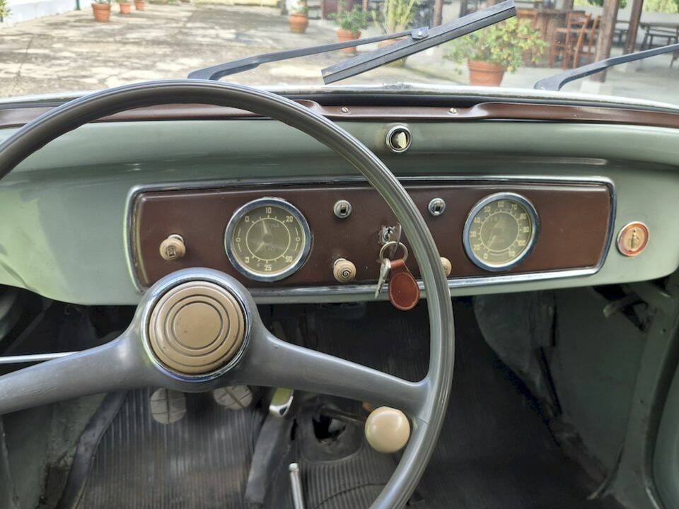 Image 35/60 of FIAT 500 C Belvedere (1954)