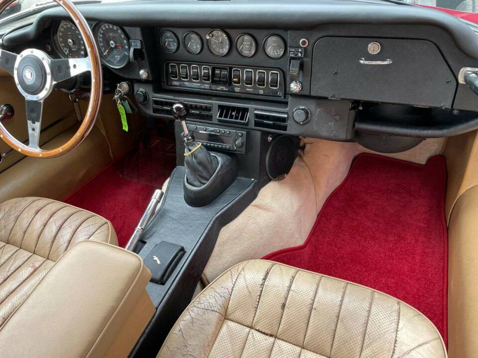 Imagen 14/20 de Jaguar E-Type V12 (2+2) (1971)
