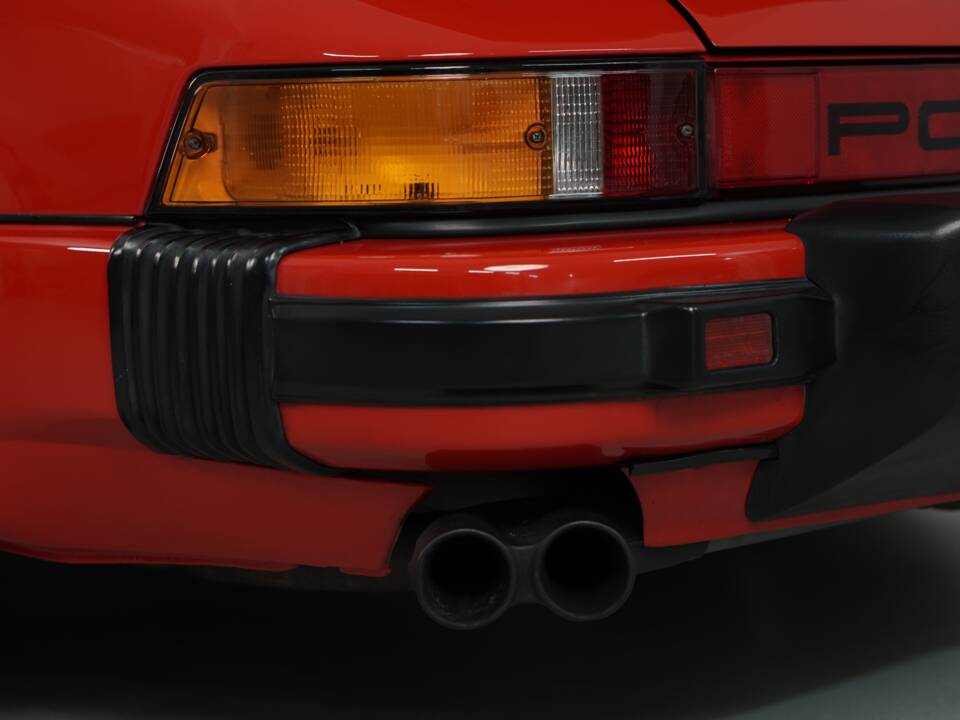 Afbeelding 64/146 van Porsche 911 Turbo 3.3 Flatnose (1985)