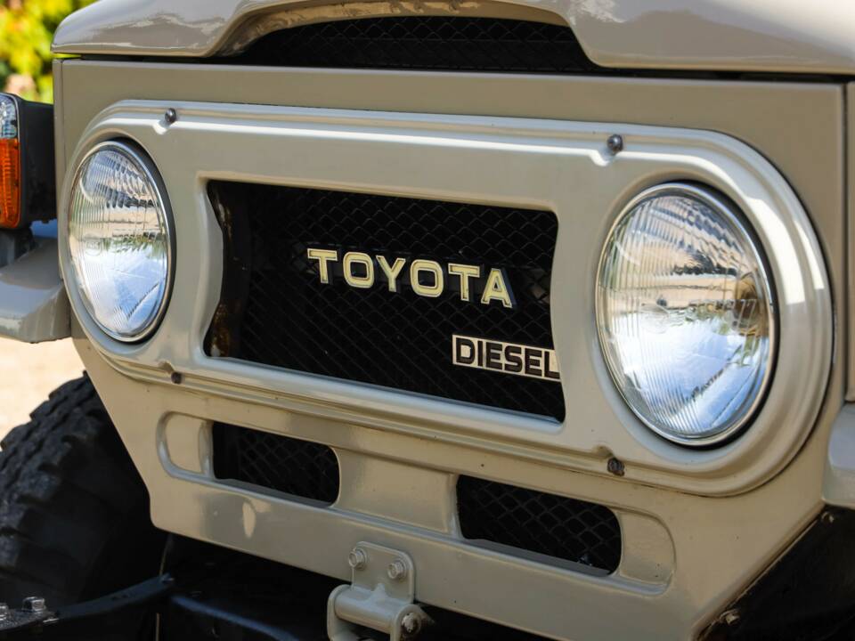 Bild 33/50 von Toyota Land Cruiser BJ 40 (1977)