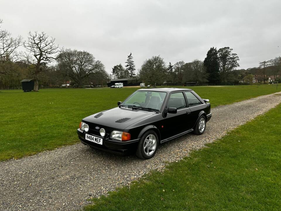 Image 14/38 de Ford Escort turbo RS (1990)