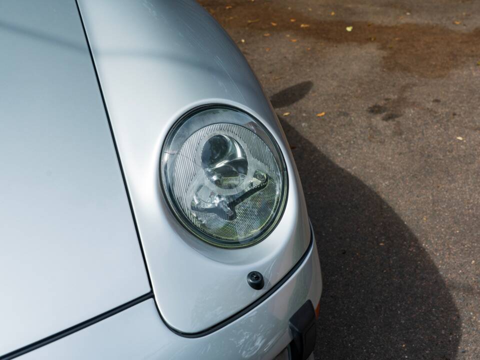 Bild 56/58 von Porsche 911 Carrera 4S (1996)