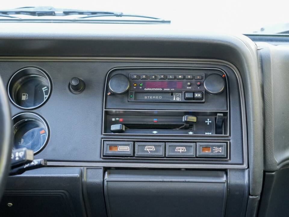 Image 18/39 de Ford Capri 2,8 Turbo (1982)