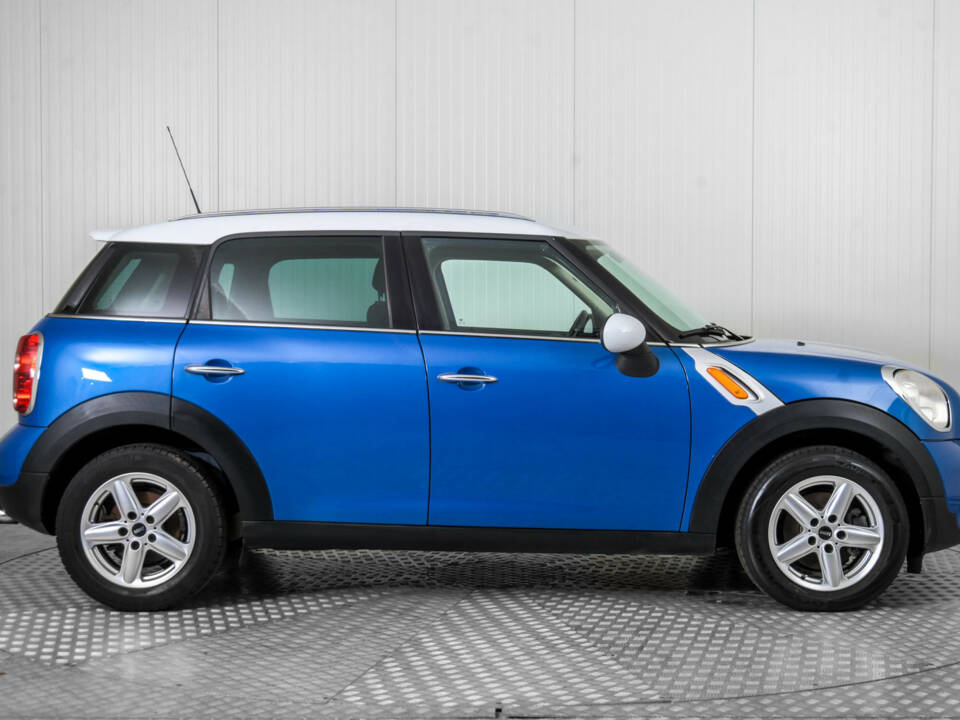 Image 10/50 of Mini Cooper Countryman (2011)