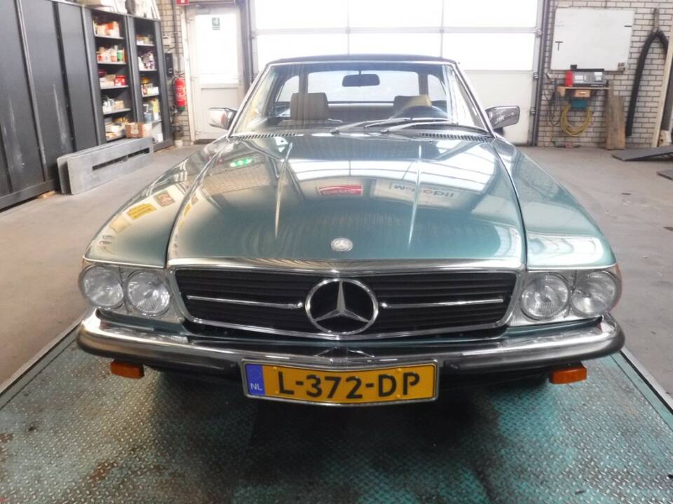 Immagine 13/50 di Mercedes-Benz 380 SL (1981)