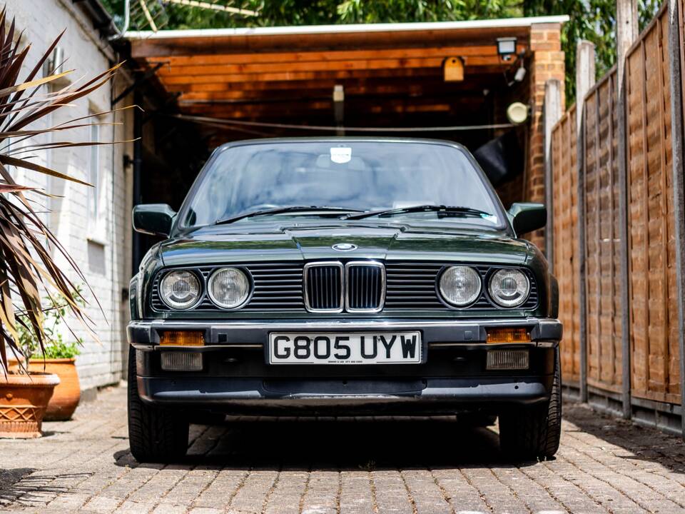 Bild 6/47 von BMW 320i (1990)