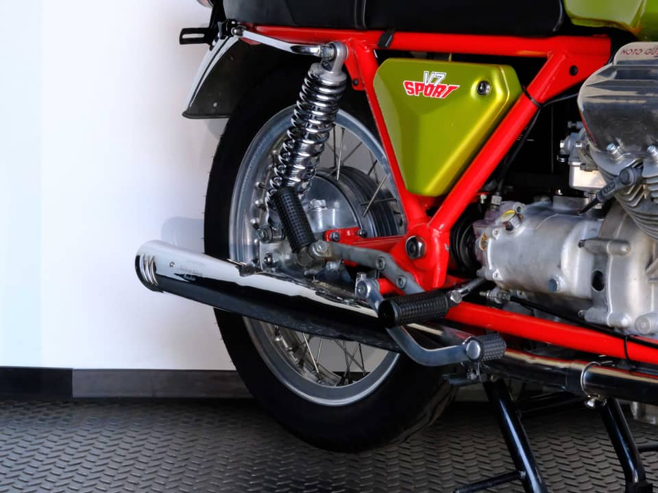 Immagine 30/80 di Moto Guzzi V7 Sport (1972)