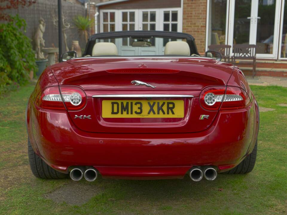 Image 13/50 of Jaguar XKR (2013)
