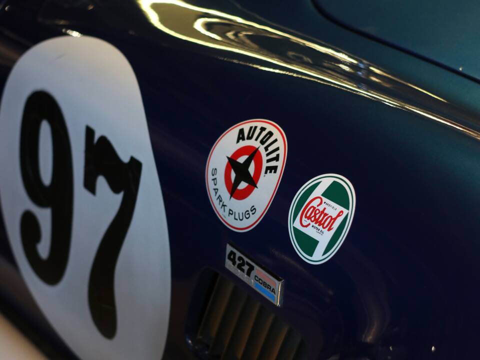 Image 21/57 of AC Cobra 427 (1965)