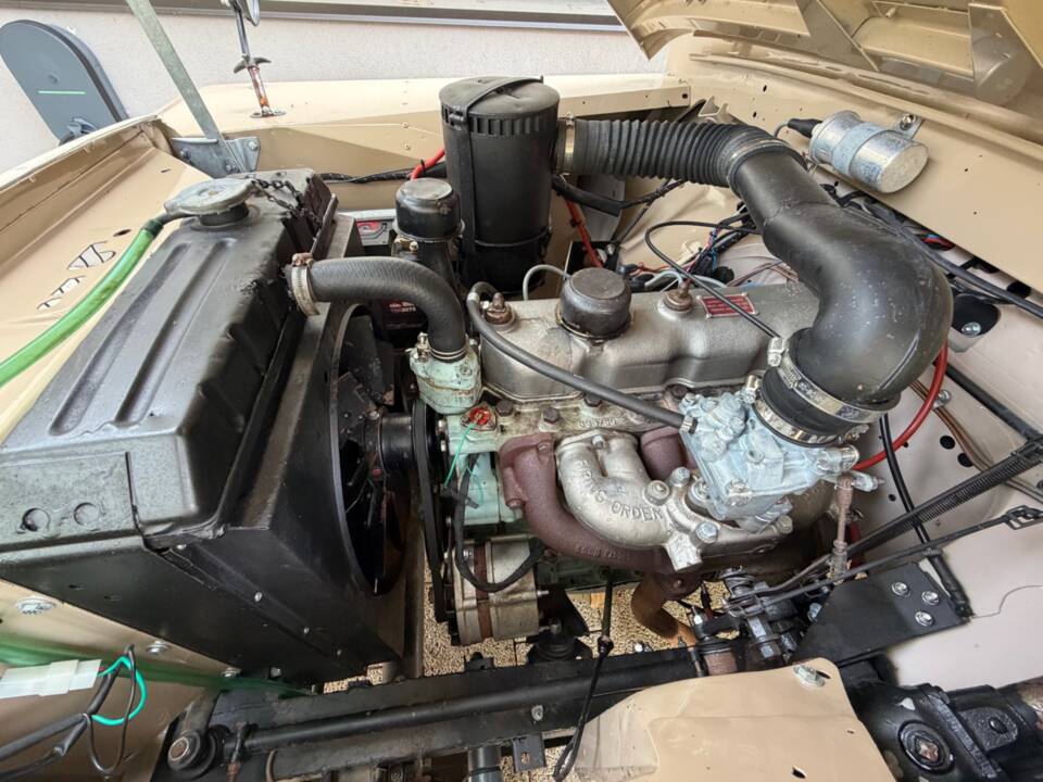 Image 9/17 of Land Rover 88 (1980)