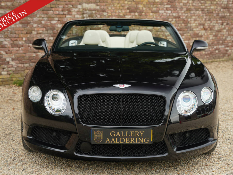 Imagen 5/50 de Bentley Continental GTC V8 (2014)