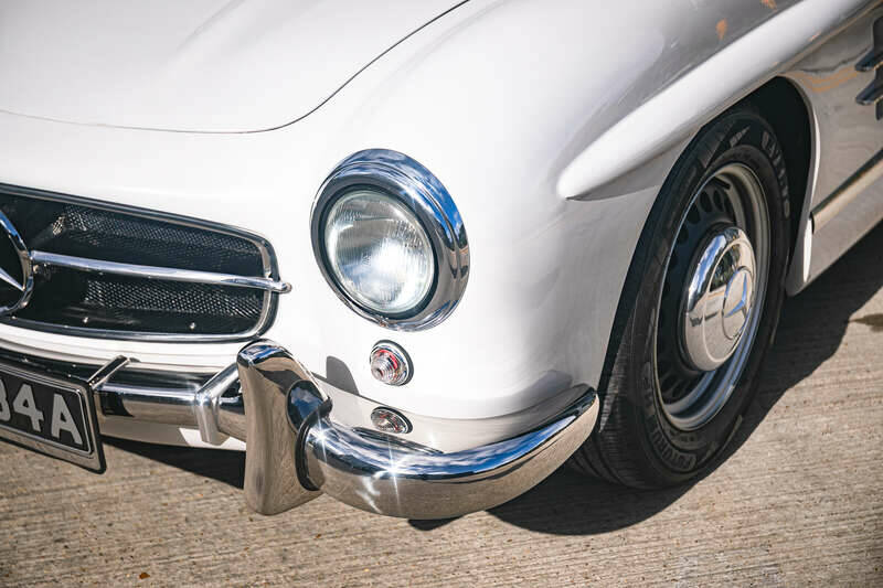 Image 14/45 of Mercedes-Benz 300 SL &quot;Gullwing&quot; (1963)