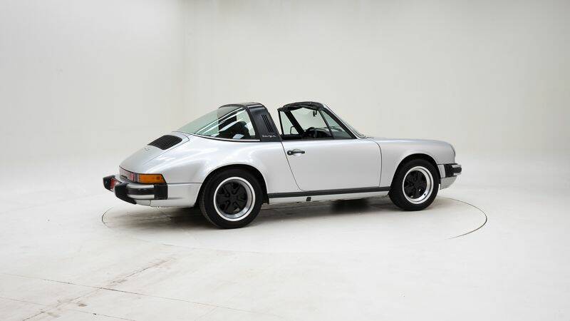 Image 2/15 of Porsche 911 SC 3.0 (1978)
