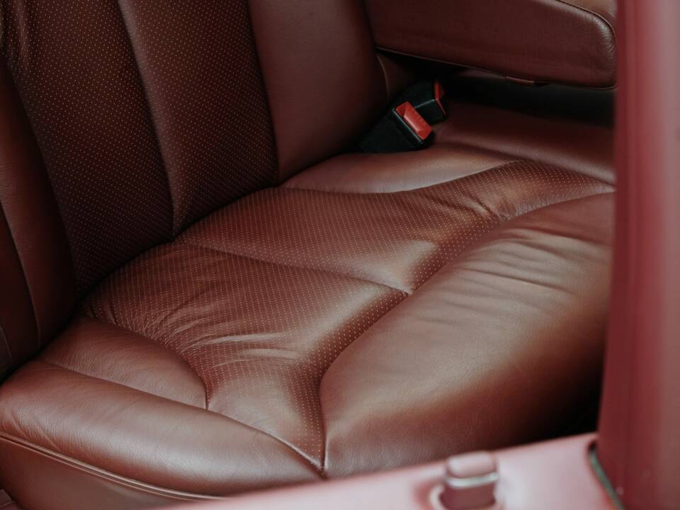 Bild 35/50 von Mercedes-Benz 500 SEL (1992)