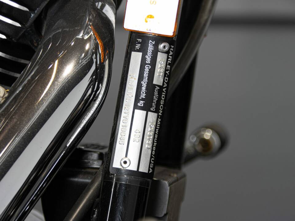 Bild 47/50 von Harley-Davidson Bad Boy Softail (1996)
