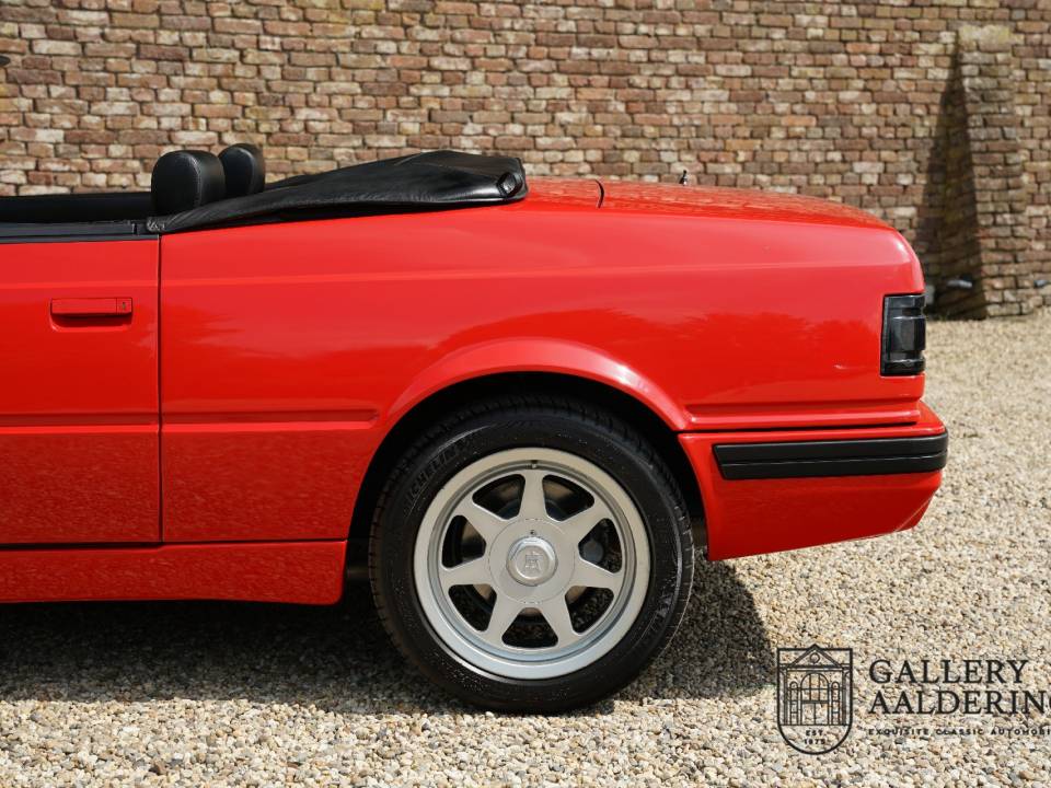 Image 9/50 de Maserati Spyder (1991)