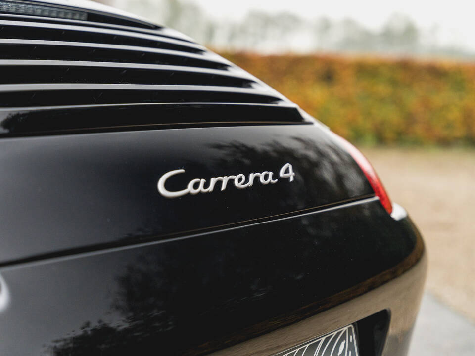 Image 50/96 of Porsche 911 Carrera 4 (2006)