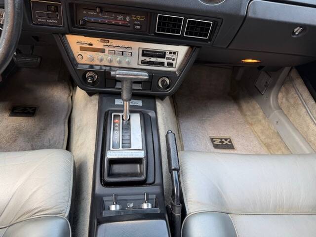 Immagine 14/24 di Datsun 280 ZX (1983)
