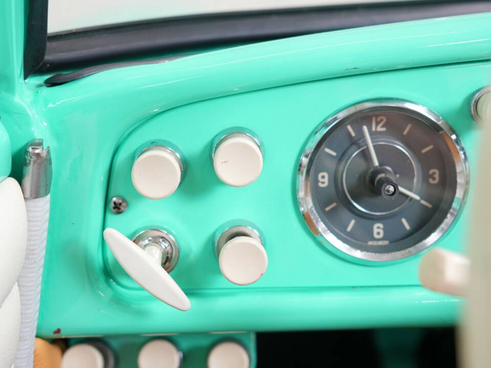 Image 34/42 de Amphicar 770 (1964)