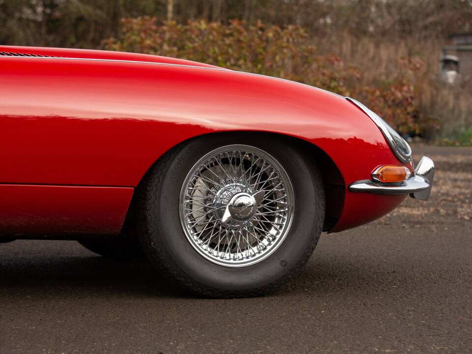 Image 33/50 of Jaguar E-Type 3.8 Flat Floor (1961)