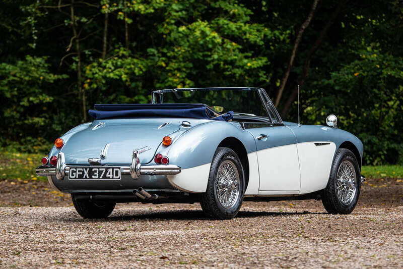 Immagine 4/49 di Austin-Healey 3000 Mk III (BJ8) (1966)