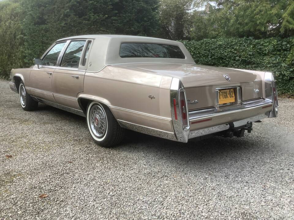 Bild 6/8 von Cadillac Brougham Elegance (1992)