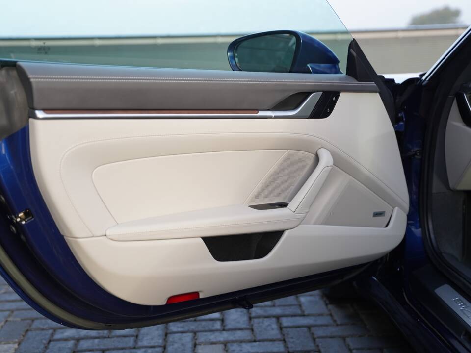 Bild 15/50 von Porsche 911 Carrera 4 GTS (2022)