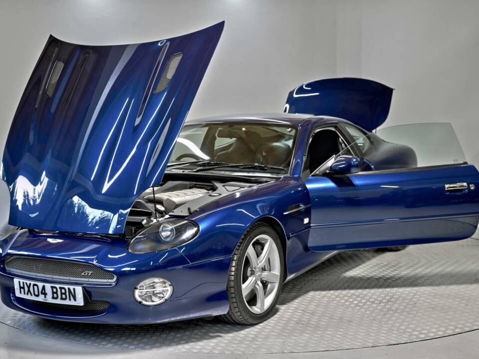 Image 35/50 of Aston Martin DB 7 GT (2004)
