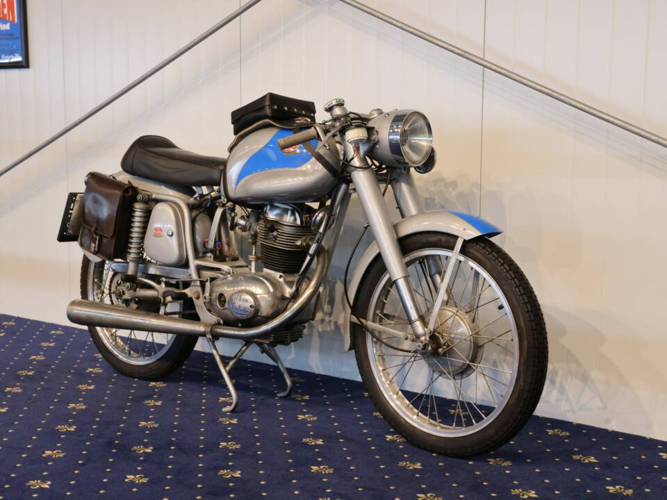Bild 1/31 von Mondial 175 Turismo Veloce (1959)