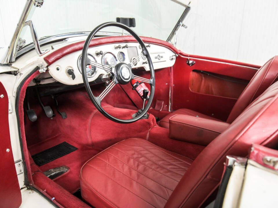 Image 19/50 of MG MGA 1500 (1957)
