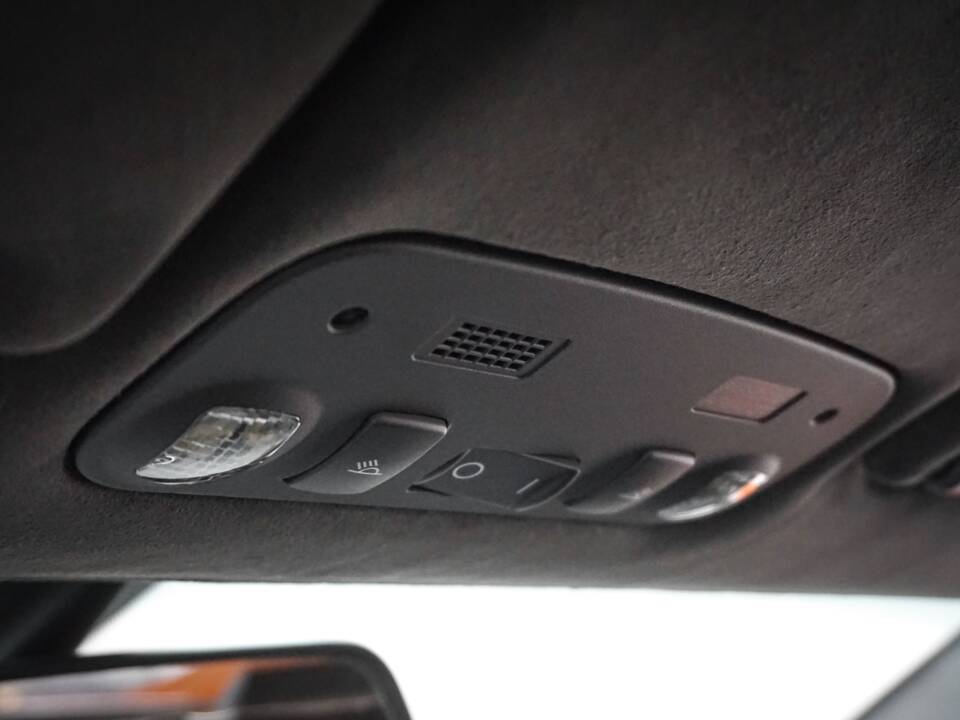 Immagine 33/38 di Lamborghini Gallardo (2005)