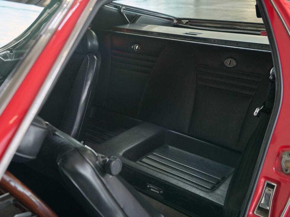 Image 35/50 of Alfa Romeo Montreal (1973)
