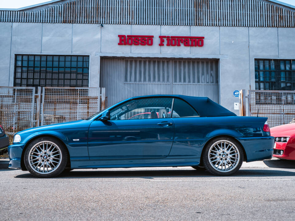 Imagen 2/37 de BMW 325Ci (2002)
