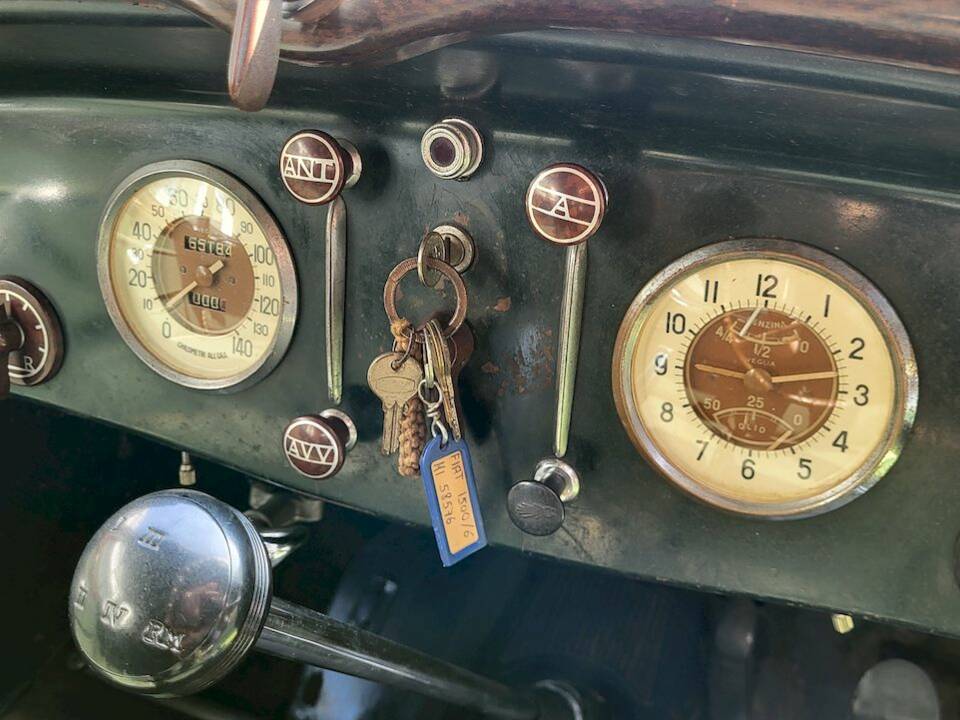 Image 45/75 of FIAT 1500 (1937)