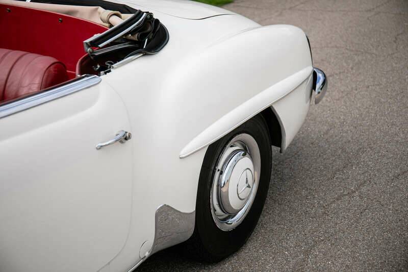 Image 46/49 of Mercedes-Benz 190 SL (1960)