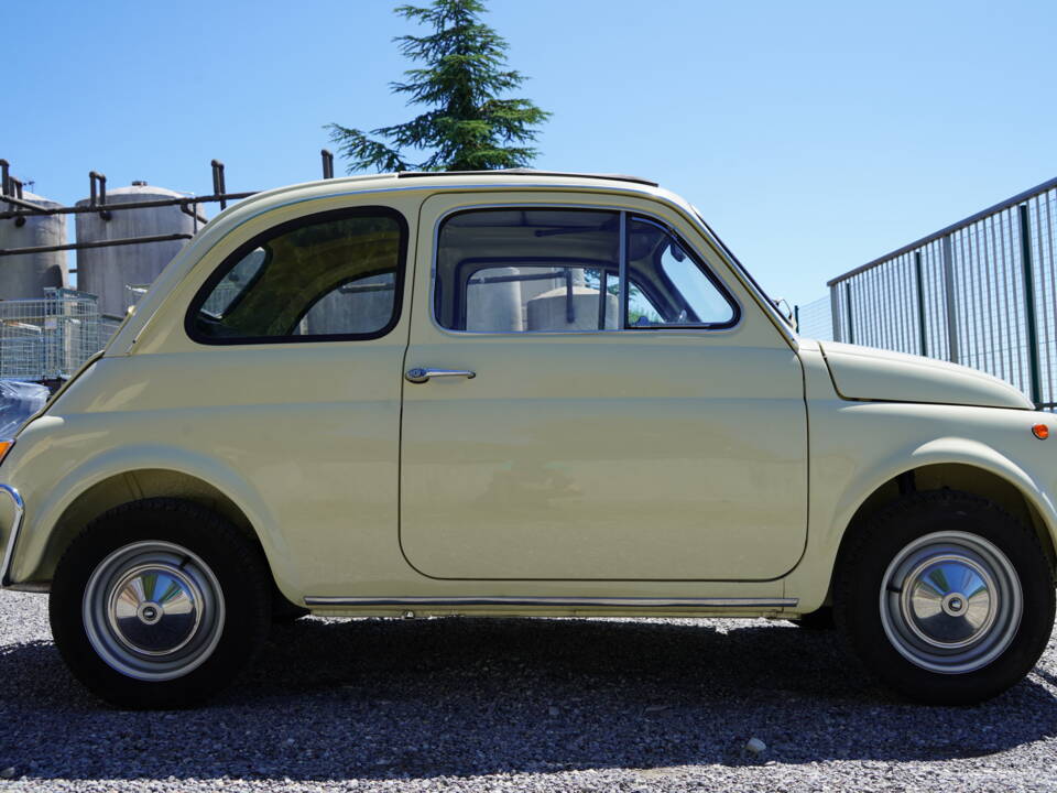 Bild 90/90 von FIAT 500 L (1969)