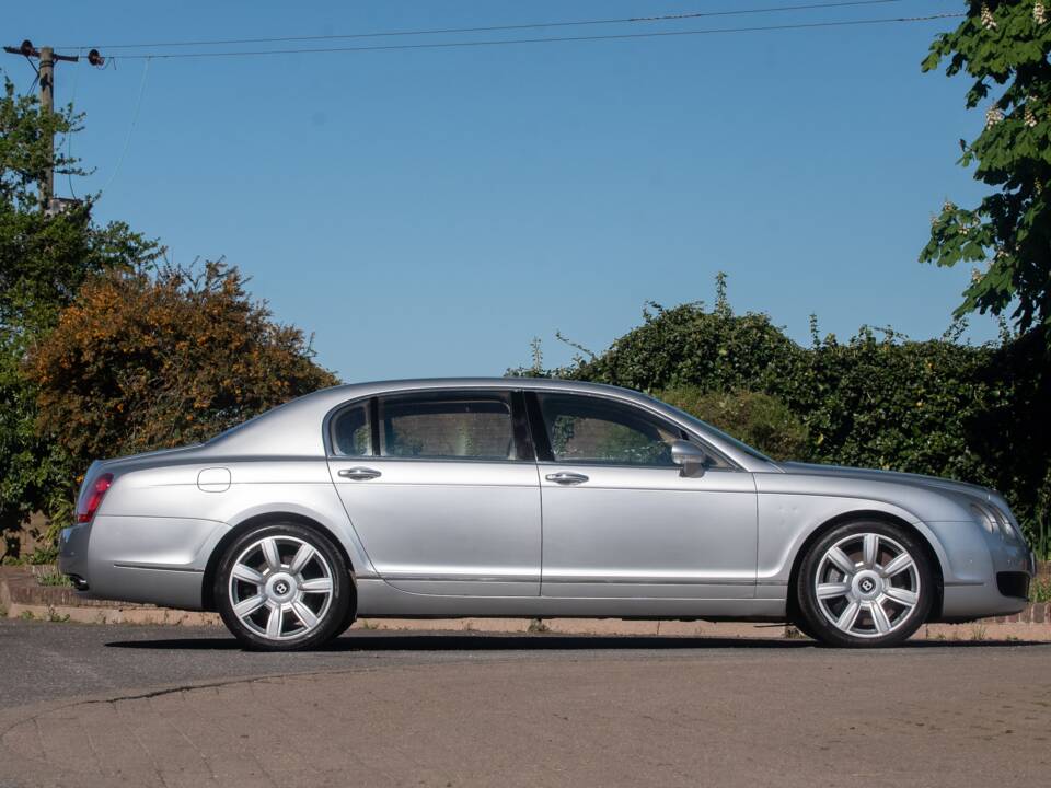 Image 42/50 of Bentley Continental Flying Spur (2007)