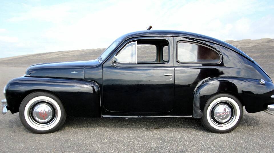 Immagine 4/8 di Volvo PV 444 (1950)