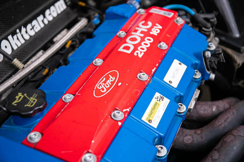 Imagen 20/41 de Ford Escort RS 2000 (1997)