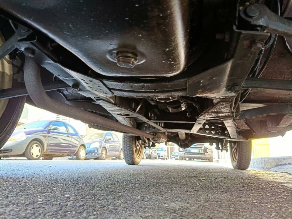 Bild 46/50 von FIAT 500 C Topolino (1951)