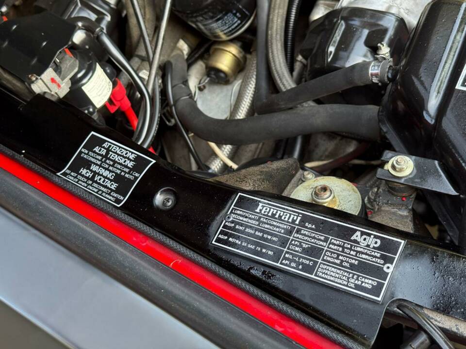 Bild 46/50 von Ferrari Mondial 3.2 (1988)